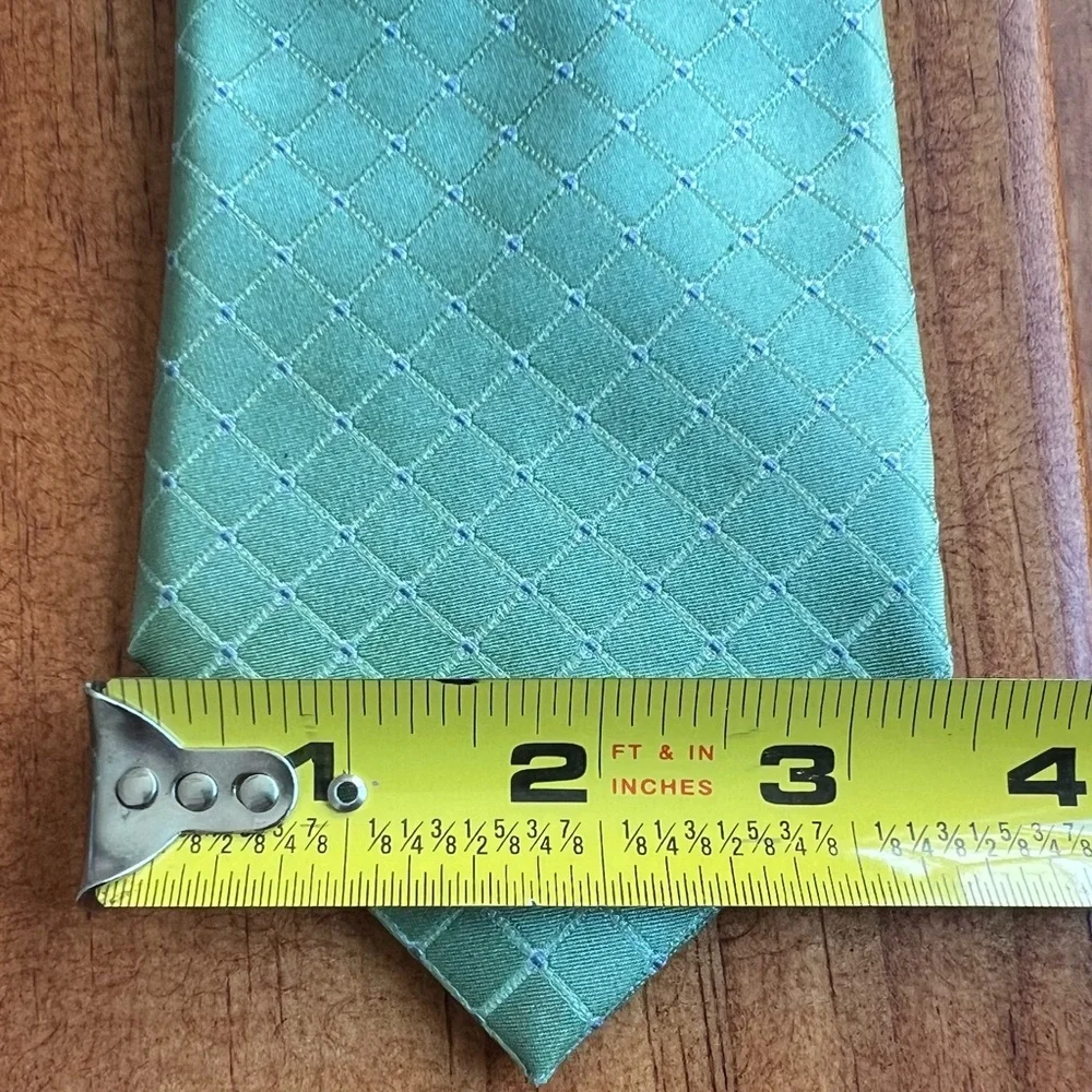 Donald J Trump Signature Collection Silk Tie Green